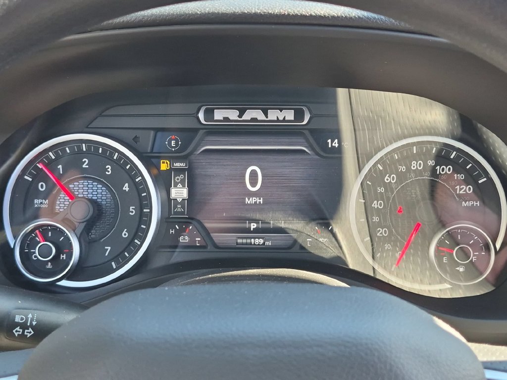 New 2026 RAM 1500 Express AWD/4WD image 21