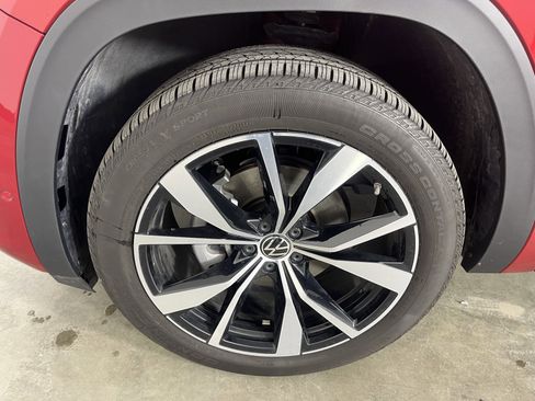 Certified 2024 Volkswagen Atlas SEL Premium R-Line AWD/4WD image 25