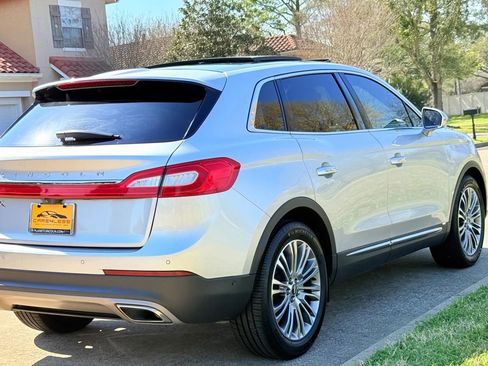 Used 2018 Lincoln MKX Reserve FWD image 7
