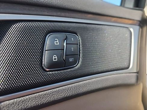Used 2017 Lincoln MKZ Reserve FWD image 27
