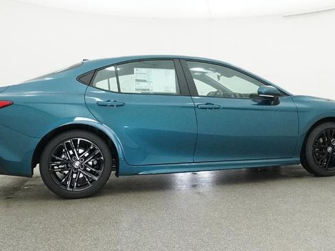 New 2026 Toyota Camry SE FWD image 27