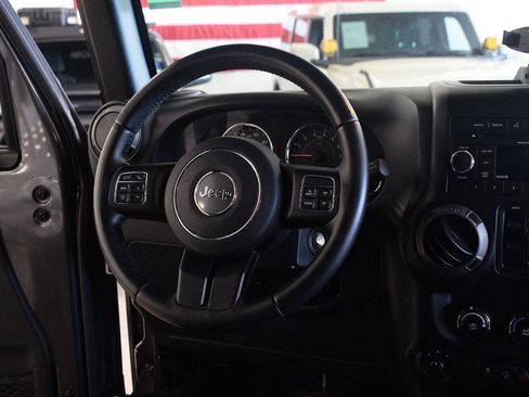 Used 2016 Jeep Wrangler Unlimited Sport w/ Quick Order Package 24S AWD/4WD image 23