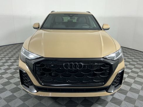 Used 2025 Audi Q8 Prestige w/ Prestige Package image 2