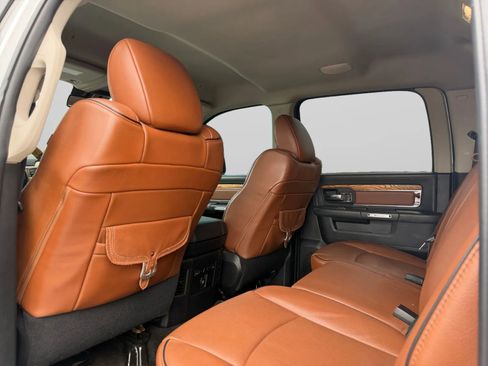 Used 2017 RAM 1500 Laramie Longhorn RWD image 27