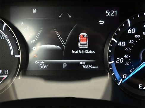 Used 2022 Toyota Highlander XLE image 16