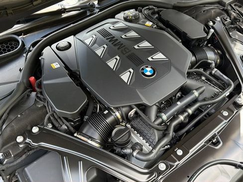 New 2026 BMW 760i xDrive w/ Premium Package image 24
