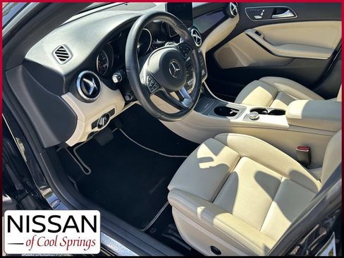 Used 2019 Mercedes-Benz CLA 250 image 13