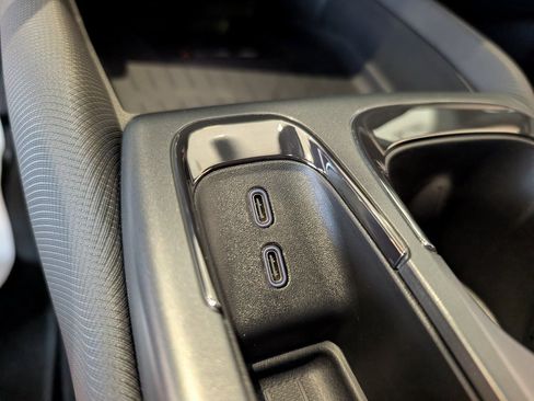 New 2026 Chevrolet Equinox EV RS image 21