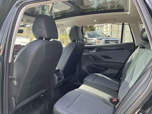 New 2026 Volkswagen Tiguan SE FWD image 22