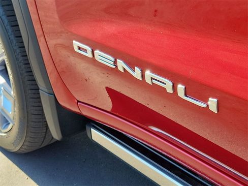 Used 2024 GMC Sierra 1500 Denali w/ Denali Reserve Package image 32