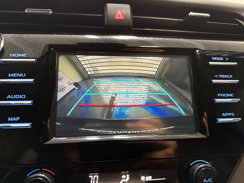 Used 2019 Toyota Camry SE FWD image 32
