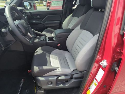 Used 2025 Toyota Tacoma TRD Sport RWD image 11