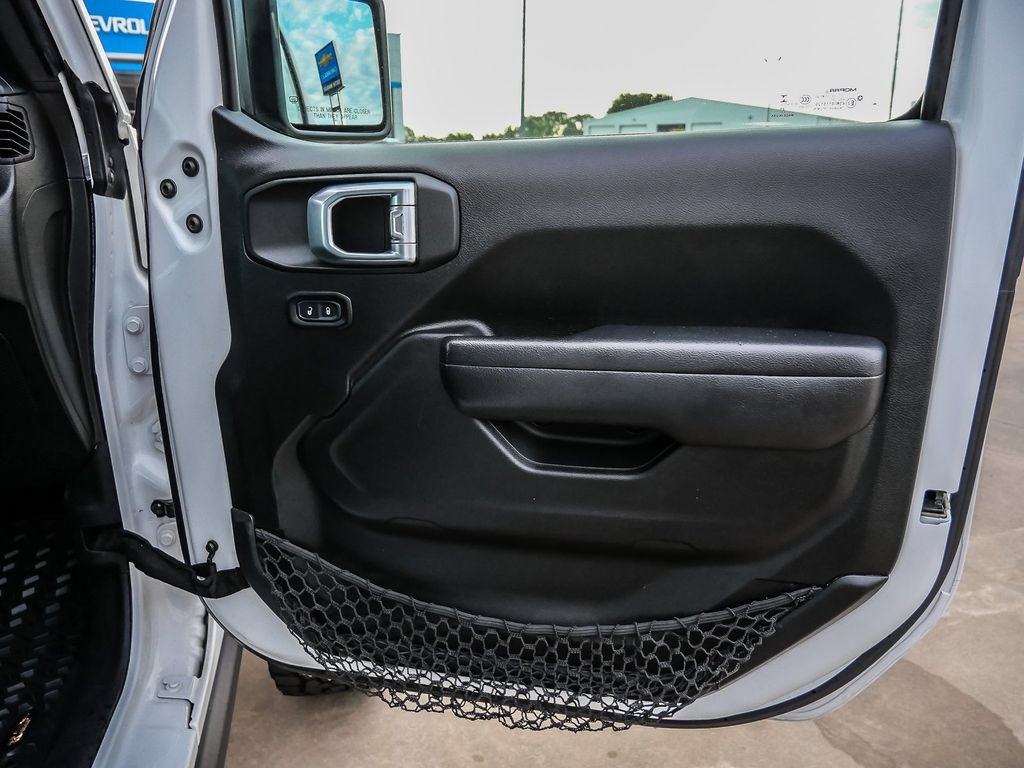 Used 2021 Jeep Gladiator Mojave AWD/4WD image 22