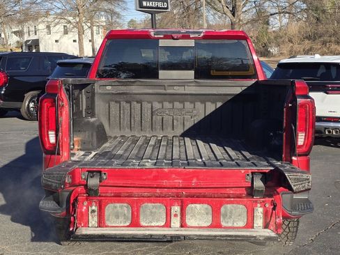 Used 2024 GMC Sierra 1500 AT4 w/ Technology Package image 10