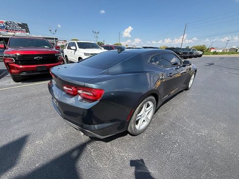 Used 2021 Chevrolet Camaro LT RWD image 3