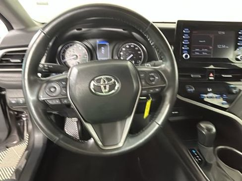 Used 2024 Toyota Camry SE FWD image 15