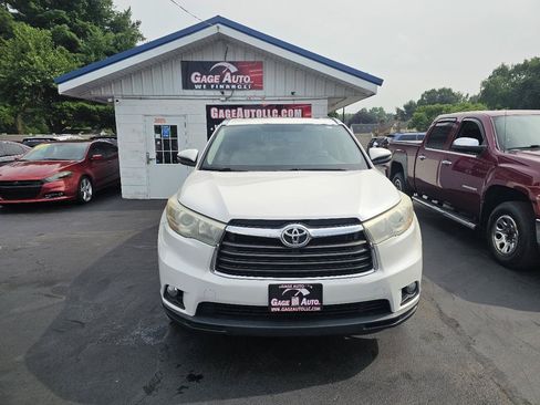 Used 2015 Toyota Highlander XLE AWD/4WD image 2