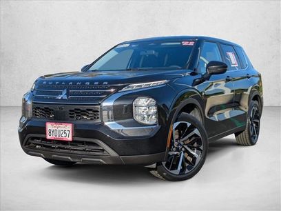 Used 2022 Mitsubishi Outlander ES