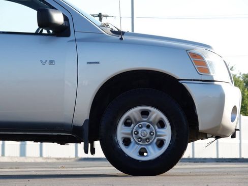 Used 2004 Nissan Titan XE w/ (PRF) Preferred Pkg AWD/4WD image 32