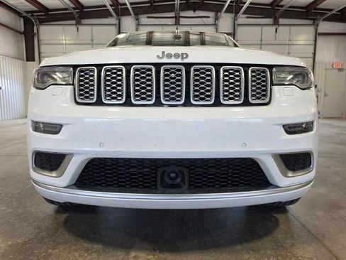 Used 2019 Jeep Grand Cherokee Summit AWD/4WD image 8