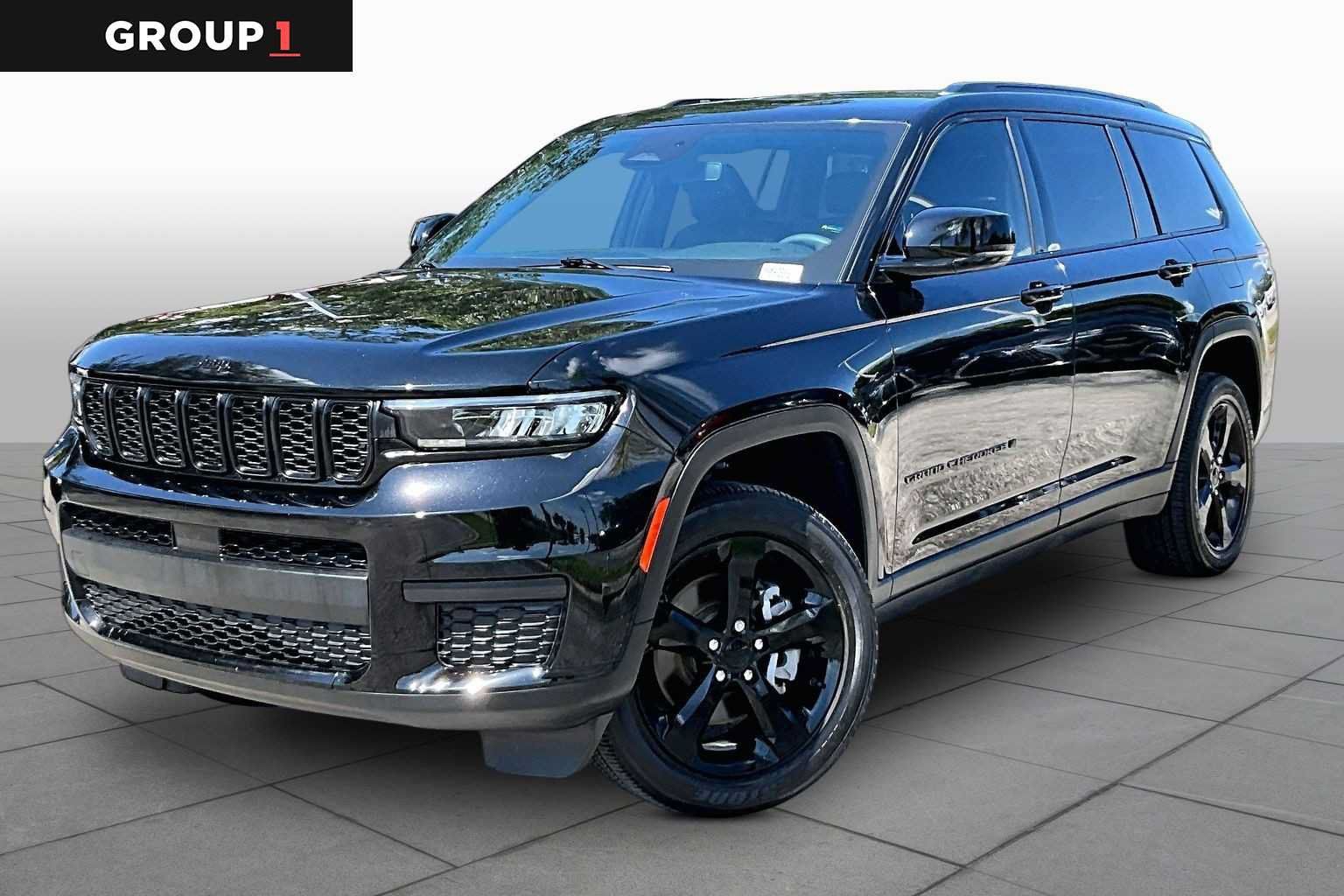 Used 2023 Jeep Grand Cherokee L Laredo AWD/4WD image 1