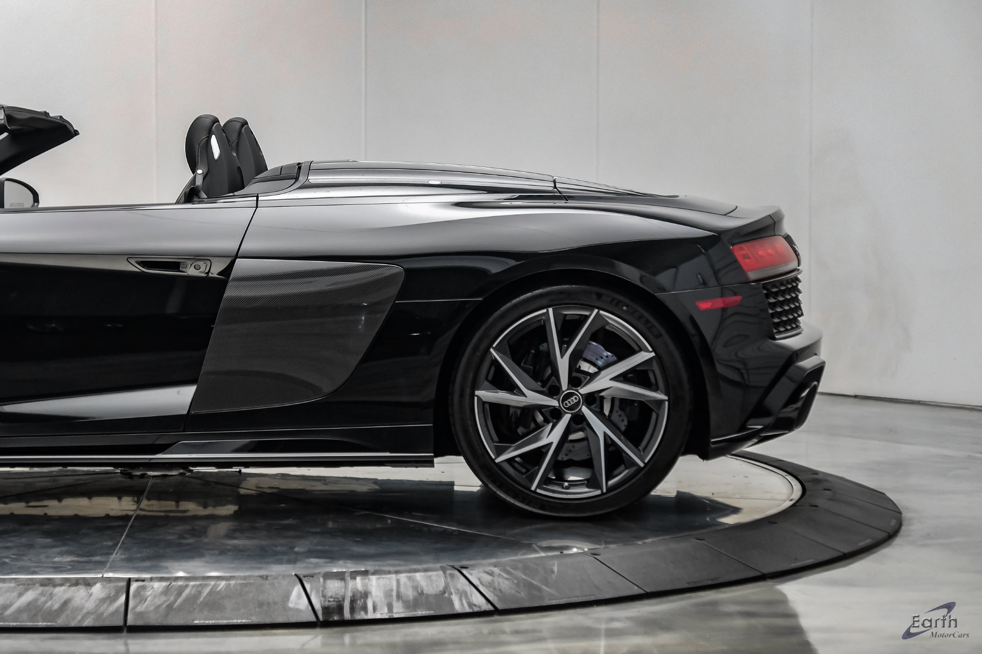 Used 2023 Audi R8 V10 performance RWD image 11