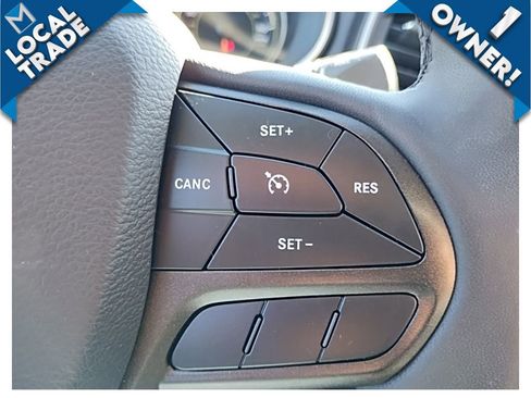 Used 2022 Jeep Cherokee Trailhawk w/ Comfort/Convenience Group image 34