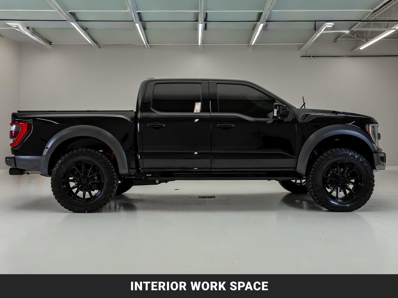 Used 2021 Ford F150 Raptor w/ Equipment Group 801A High AWD/4WD image 11