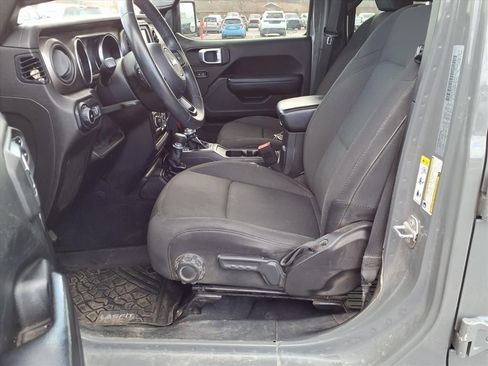 Used 2019 Jeep Wrangler Unlimited Sport S image 21