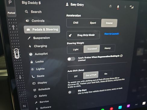 Used 2022 Tesla Model S image 17