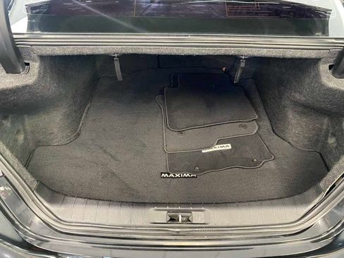 Used 2017 Nissan Maxima SR w/ Midnight Edition image 23