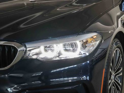 Used 2019 BMW 530e w/ Convenience Package RWD image 7