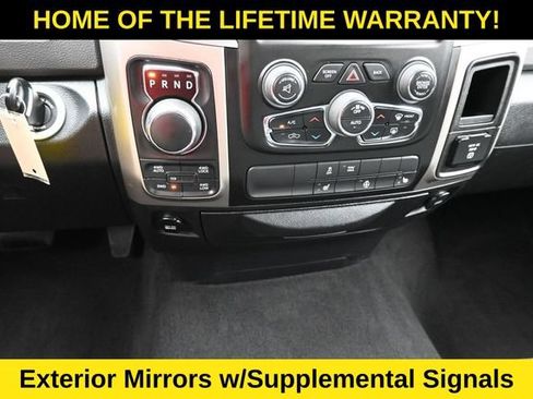Used 2015 RAM 1500 Big Horn AWD/4WD image 36