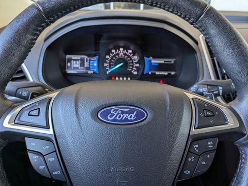 Certified 2022 Ford Edge SEL w/ Convenience Package image 24