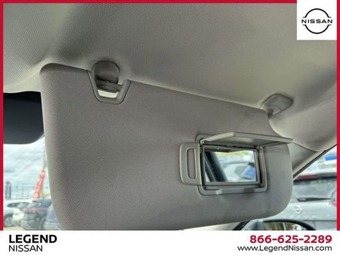 Used 2024 Nissan Pathfinder S AWD/4WD image 33