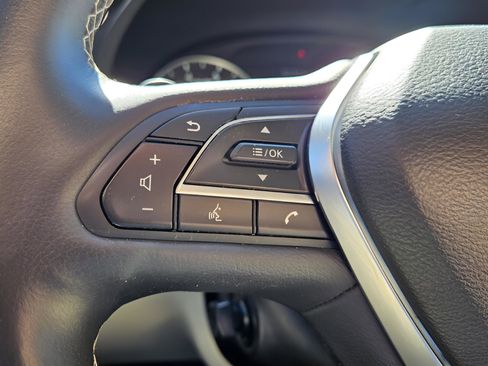 Used 2020 INFINITI QX50 Sensory image 12