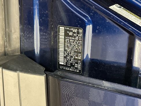 Used 2025 Nissan Rogue SV image 12