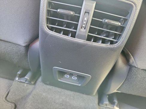 Certified 2026 Toyota Corolla Cross LE FWD image 32