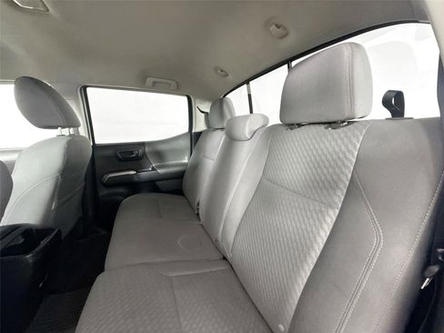 Certified 2022 Toyota Tacoma SR5 image 27