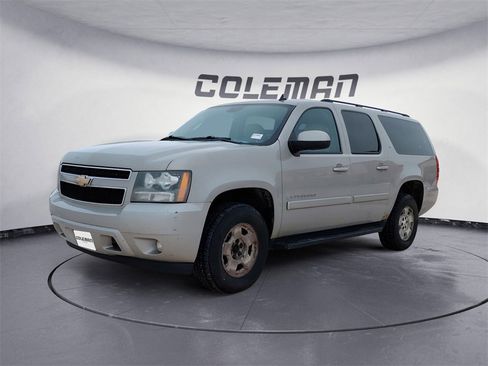 Used 2008 Chevrolet Suburban LT w/ LT Preferred Equipment Group image 1