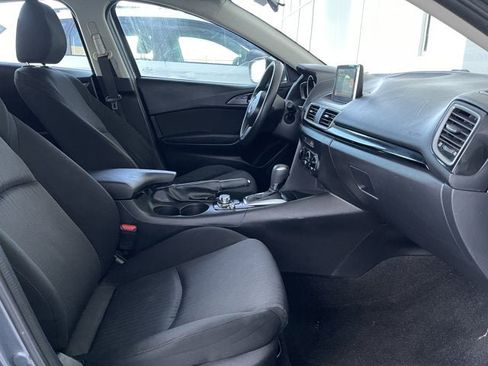 Used 2016 MAZDA MAZDA3 i Sport image 23