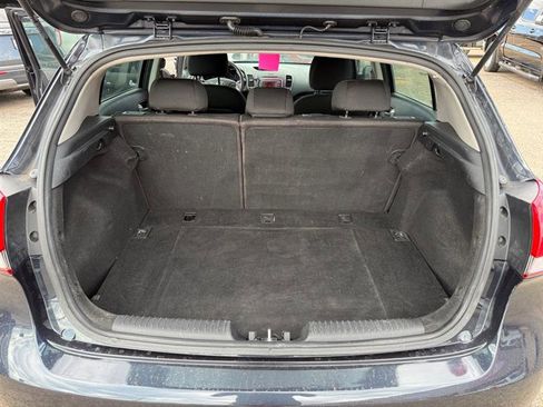 Used 2017 Kia Forte LX image 5