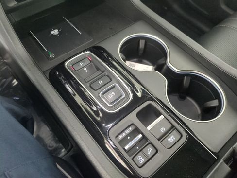 Certified 2024 Honda Pilot Elite image 28