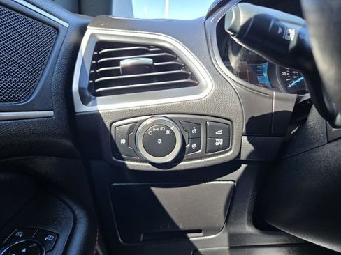 Certified 2024 Ford Edge ST-Line AWD/4WD image 25