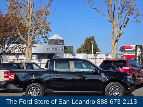 New 2025 Ford Maverick XLT image 8