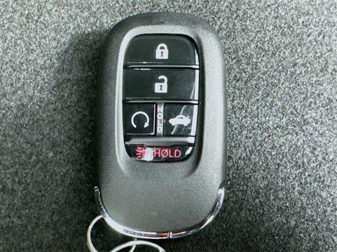 Certified 2025 Honda Accord SE image 39