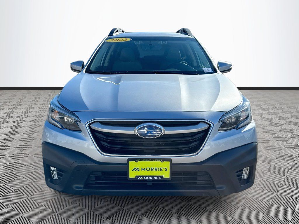 Used 2022 Subaru Outback Premium AWD/4WD image 2