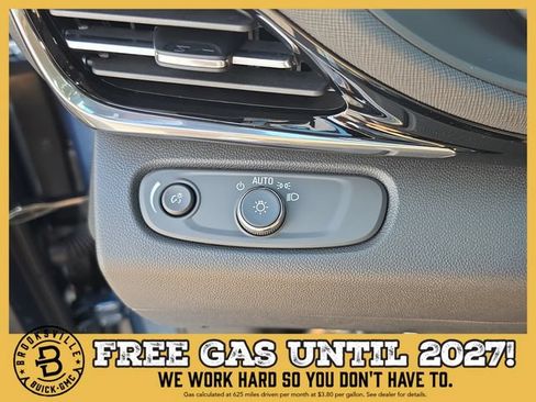 New 2026 Buick Envista Avenir FWD image 24