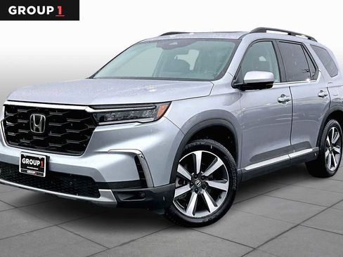 Used 2024 Honda Pilot Elite image 1