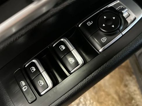 Certified 2023 Kia Telluride S AWD/4WD image 17